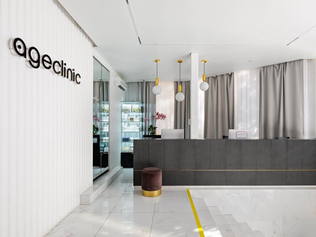 Салон красоты AgeClinic