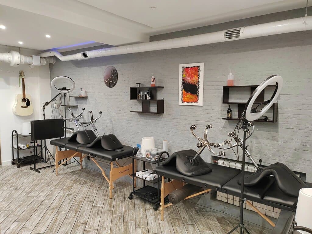 Салон красоты BloodBound ink