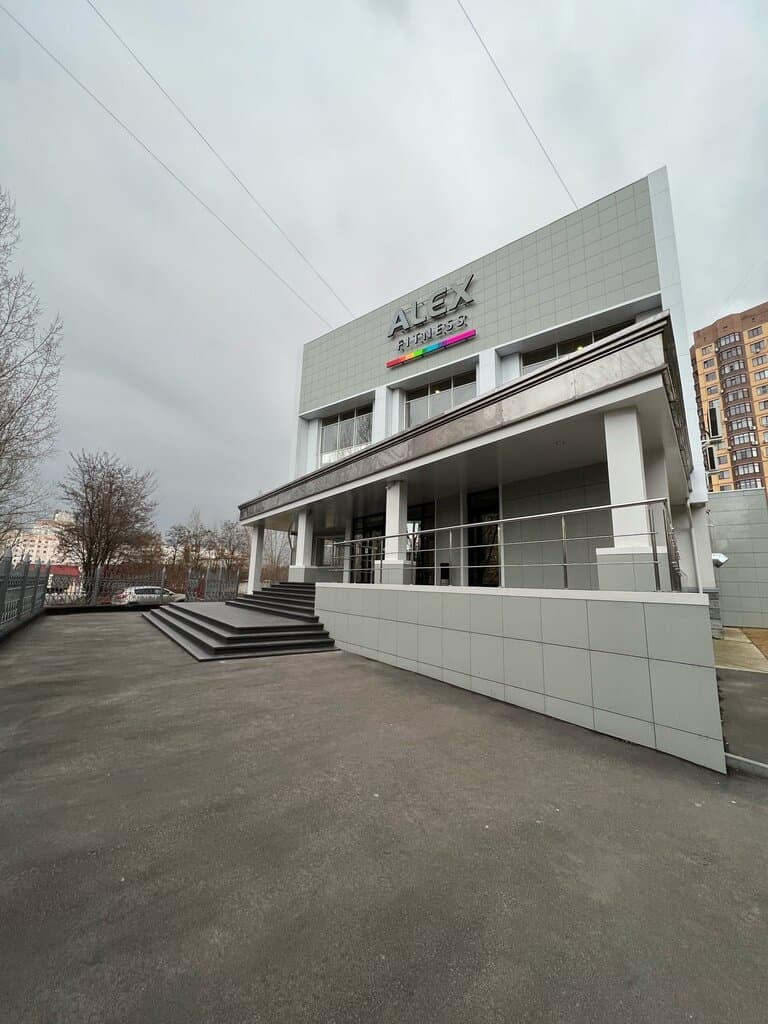 Салон красоты Love. Manicur