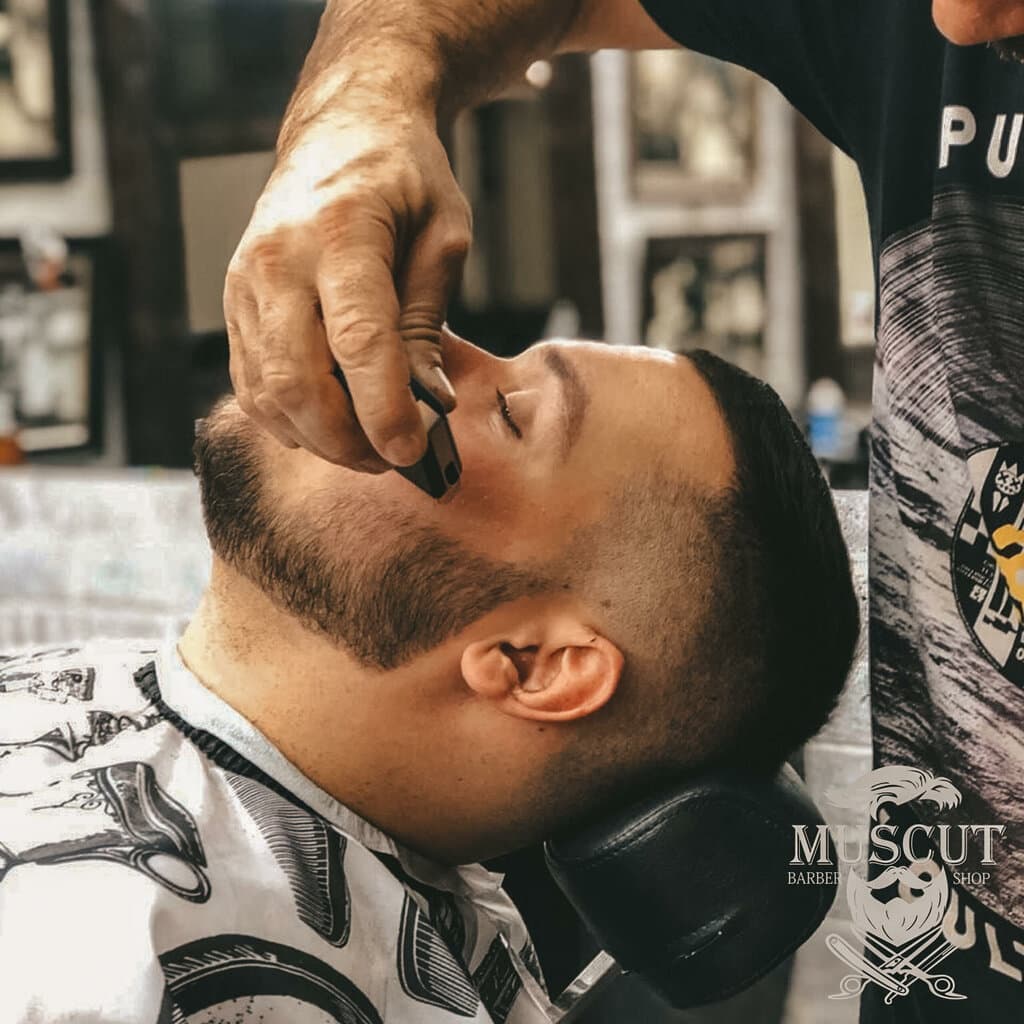 Салон красоты Mustcut