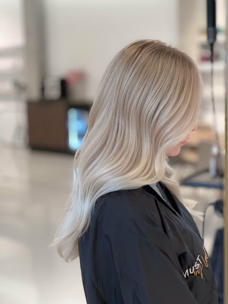 Салон красоты Парикмахер-колорист Иутинский А. А.