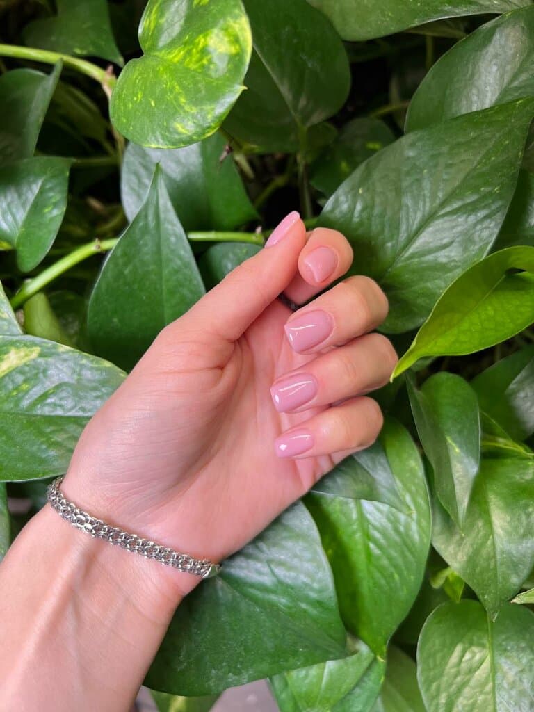 Салон красоты Roots