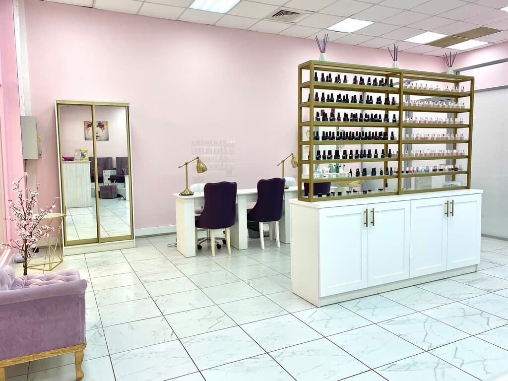 Салон красоты Royal Nails