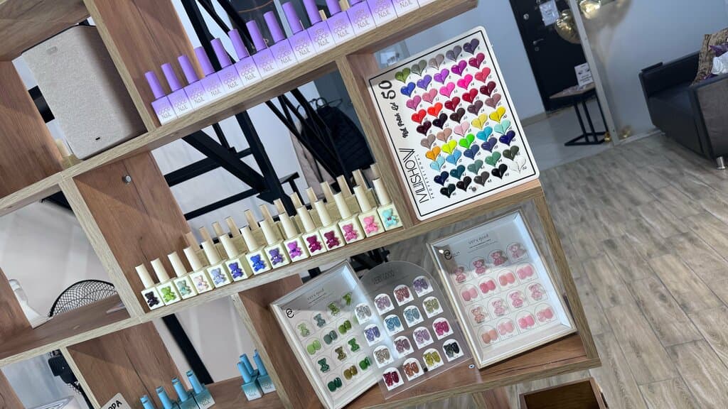 Салон красоты Школа-студия Радики Блонской