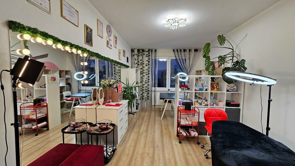 Салон красоты Студия перманента, тату и пирсинга Натальи Николаенко