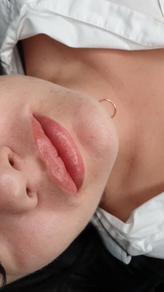 Салон красоты Zhanna Kim Permanent makeup studio