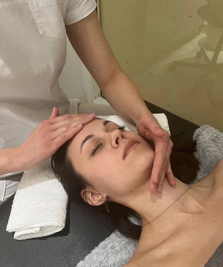 Салон красоты Салон красоты Beverly Beauty Bar - 3